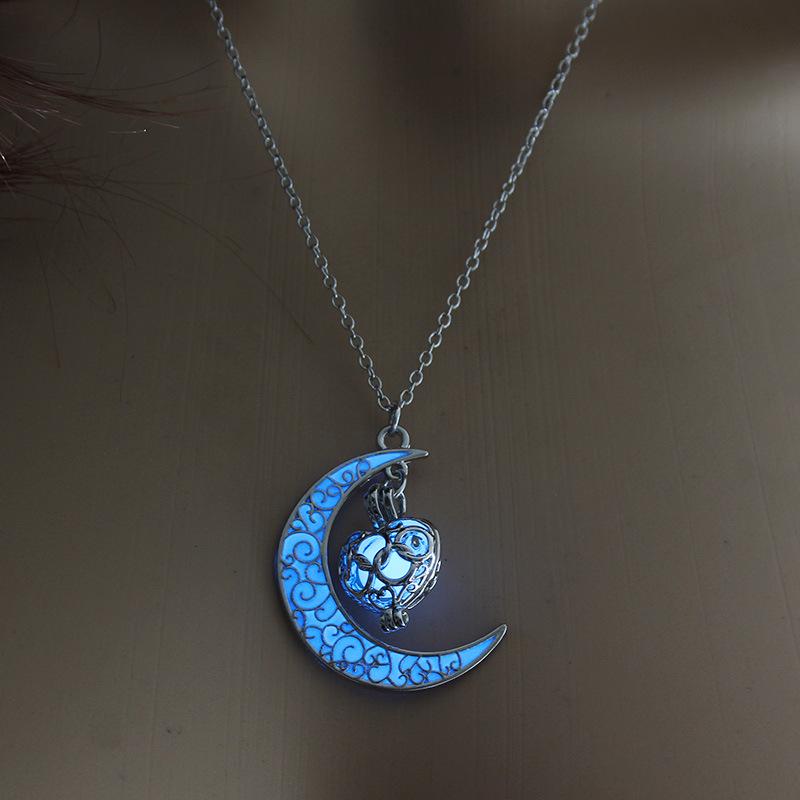 Moonlit Heart Necklace - Glow-in-the-Dark, Heart-Shaped, Openable Pendant