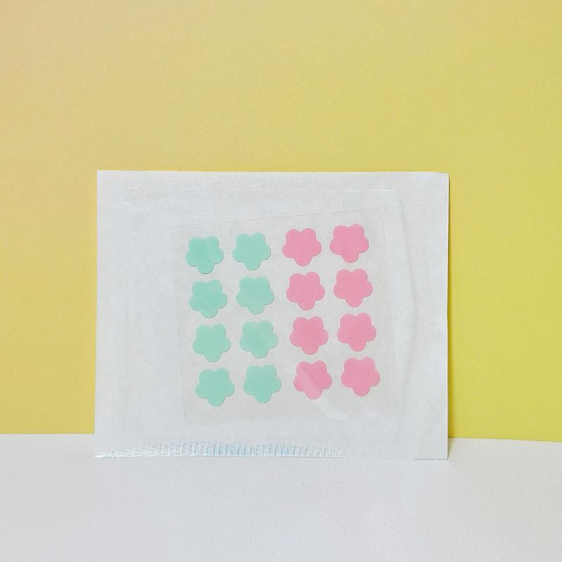 12Pcs Star Shape Pimple Colorful Hydrocolloid Acne Patches Facial Skin Care Isolate Air Pollution Closed Acne Blemishes Cover