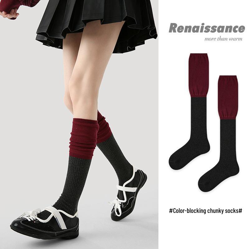 Renaissance Women's Seamless Color Block Mid-Calf Socks: Autumn/Winter Versatile Piled-Up Style