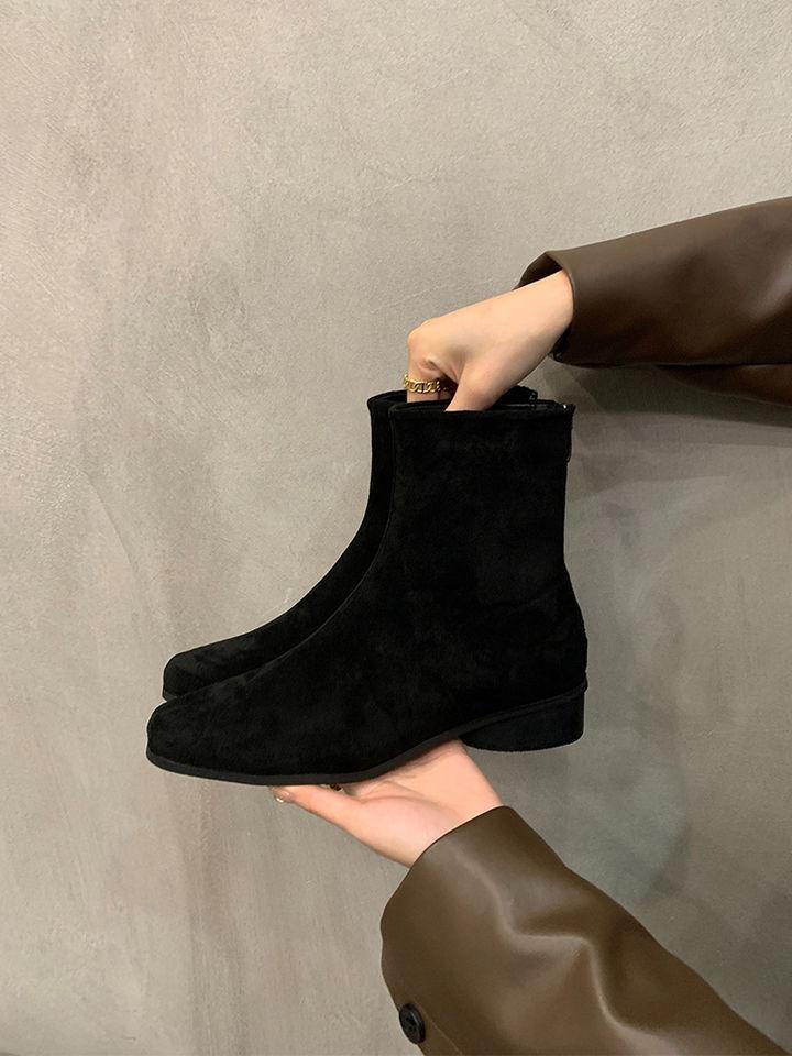 Premium Sense European and American Retro Plush Short Boots Women's Autumn and Winter 2025 New Thick Heel Boots Thin Bare Boots Women