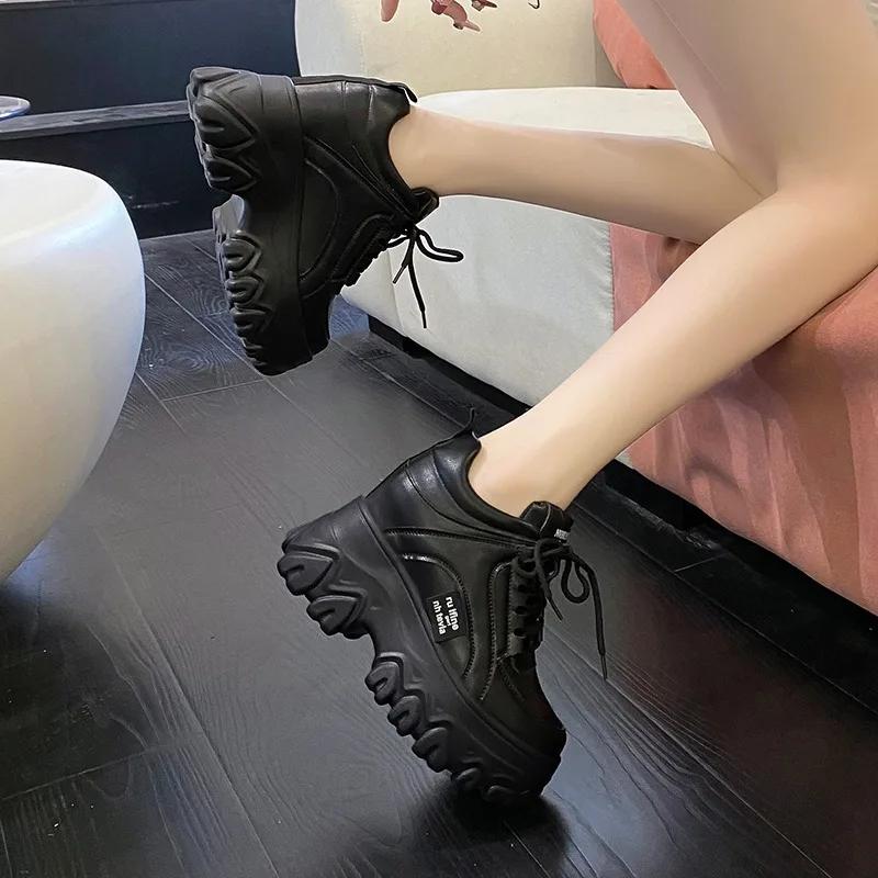 Fashion Dad's shoes women's 2025 Spring and Autumn new fashion lace up sports and leisure shoes, Korean version student shoes