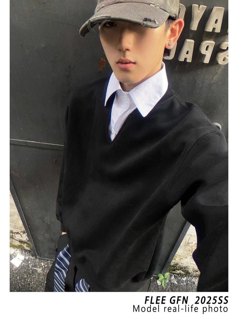 Men's White & Grey Striped Fake Two-Piece V-Neck POLO Hoodie, Autumn College Style, Boxy Short Wide Fit, Long Sleeve