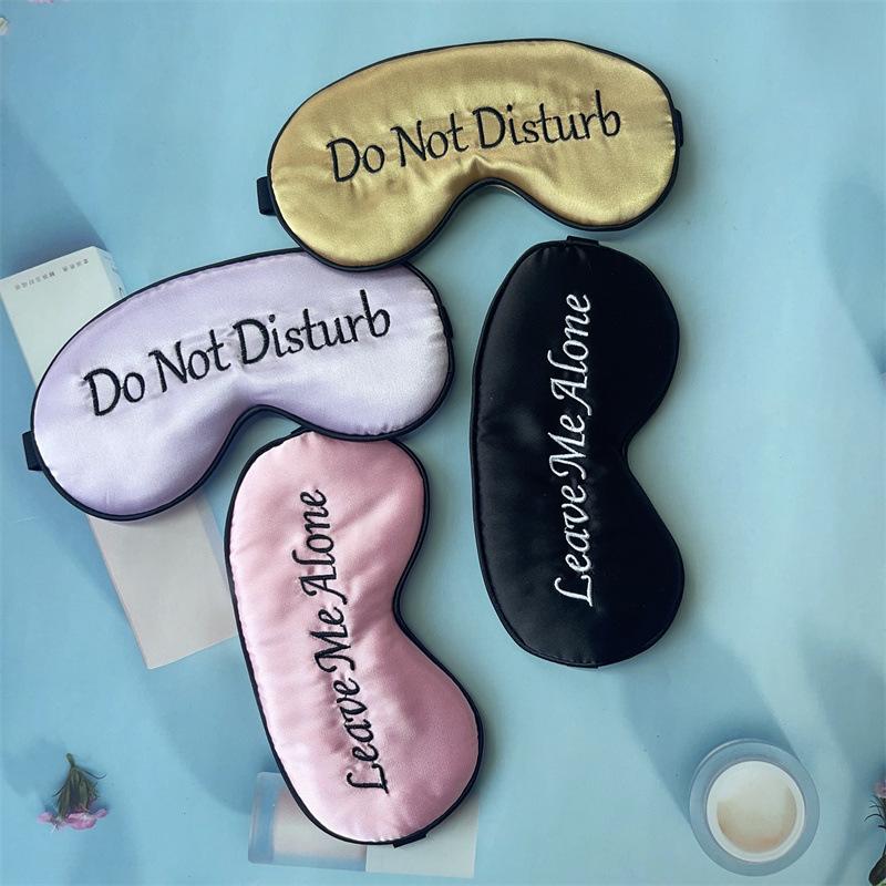 Bestickte Schlafmaske aus Seide, Augenmaske aus Seide, weiche Verdunkelungs-Augenbinde mit verstellbarem Riemen, Schlaf-Augenschutzmaske für unterwegs