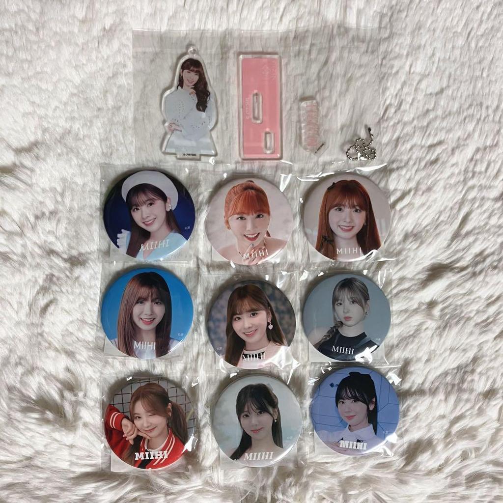 [USED] NiziU Miihi Can Badge Acrylic Stand