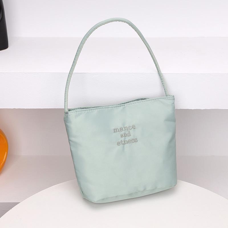 Korean Women's Fashionable Mini Heart Underarm Handbag - Versatile Shoulder Bag and Gift Option