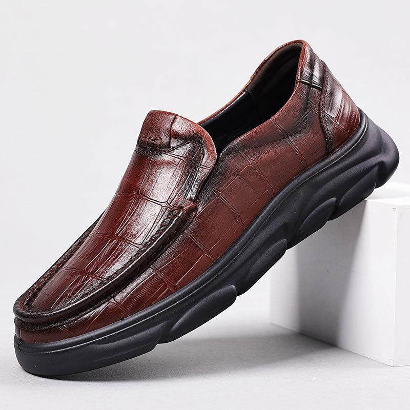 Sale First-layer Cowhide Men's Leather Shoes One-pedal Business Casual Men's Shoes Genuine Leather Soft-sided Non-slip Dad Shoes