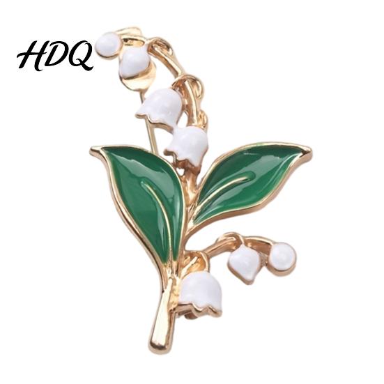 Women Coat Badge Flower Brooch Pin Oil Dropping Floral Dainty Plants Jewelry for Suits Coats Scarves and Bags Suit Pin