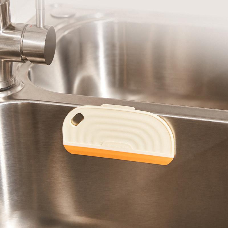 Non Marking Silicone Scraper, Cleaning Tool For Kitchen Countertops And Bathroom Windows, Household Water Stain Cleaning Scraper