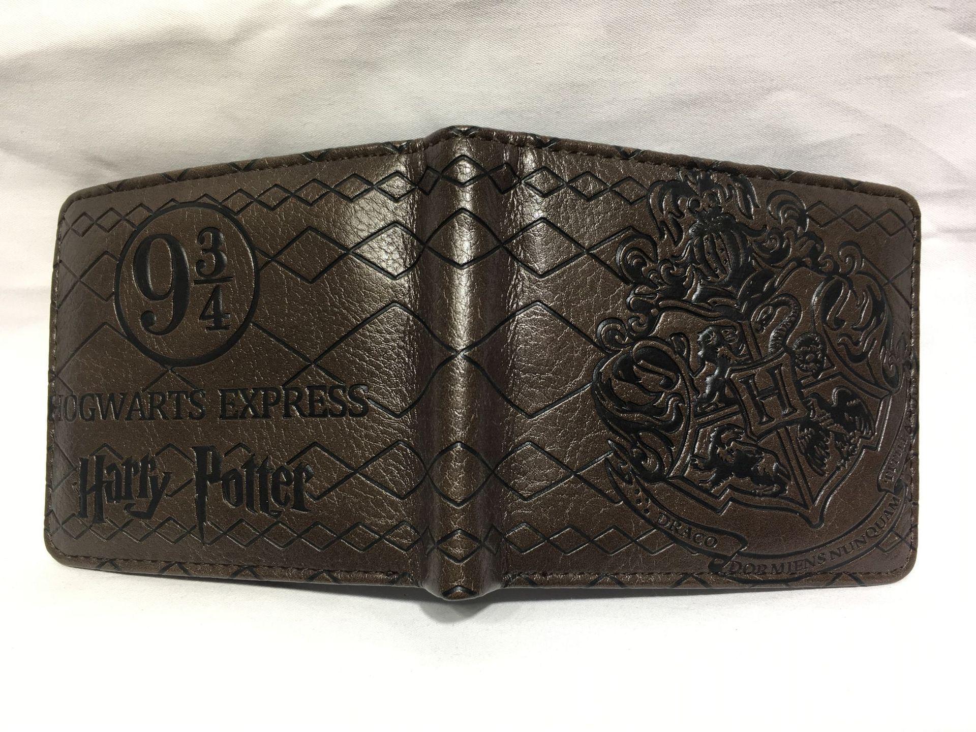 Короткий кошелек из тисненого полиуретана для студентов Кошелек для монет и держатель для карт унисекс 115 x 95 cm 1330₽