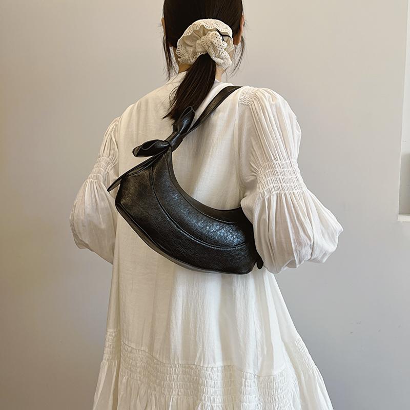 New Underarm Dumpling Bag Women's Fashion Shoulder Bag PU Material Sturdy, Exquisite, Beautiful and Elegant