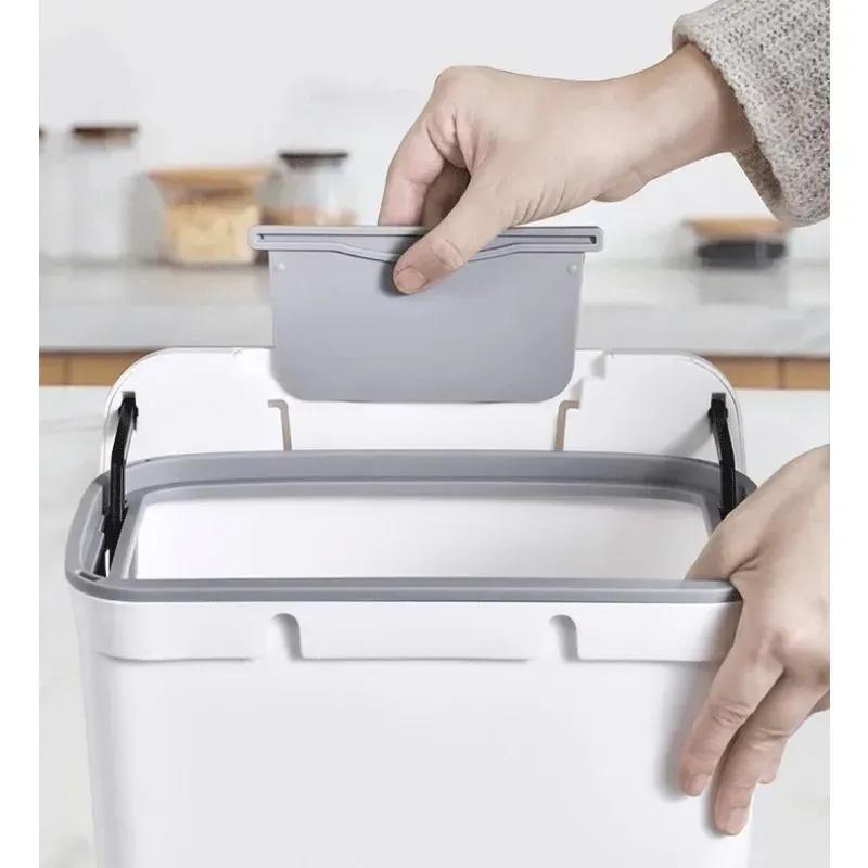 7L / 9L Wall Mounted Trash Can Bin with Lid Waste Bin Kitchen Cabinet Door Hanging Trash Bin Garbage Car Recycle Dustbin Rubbish