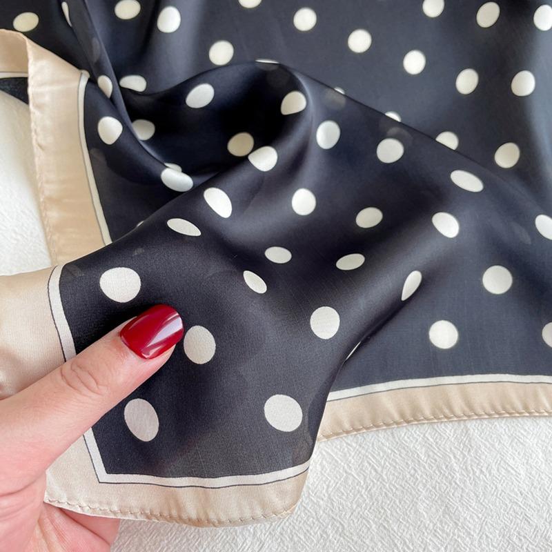 Fashion Women Single Scarves Sunshade Beach Shawl Scarves Neck Scarves Wrap Headkerchief 70x70cm Square Simulated Silk Scarf