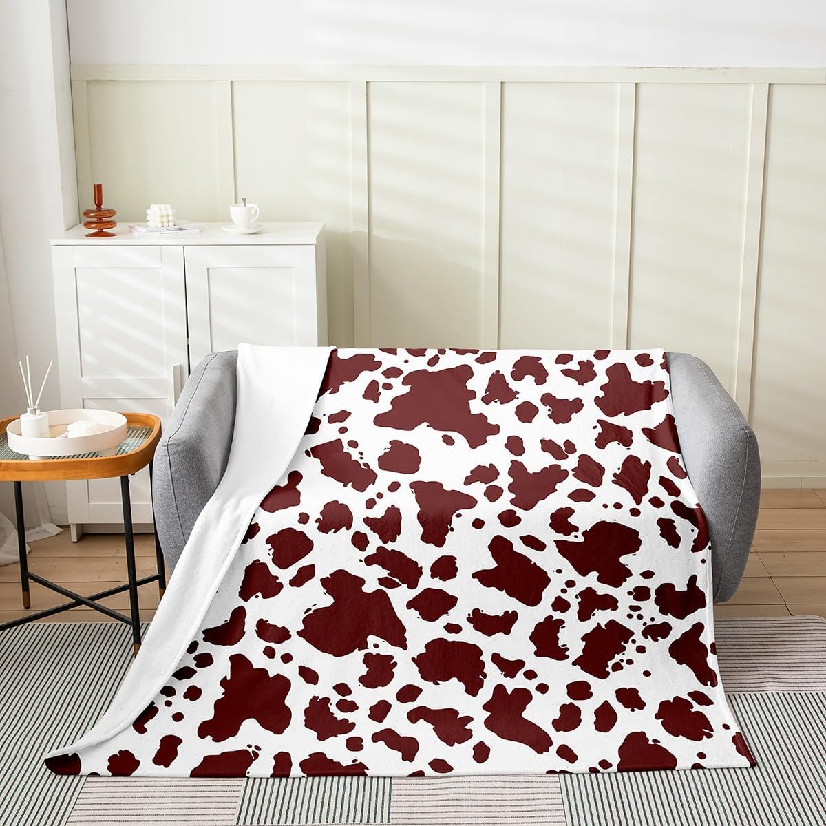 

Purple Cow Print Blanket Soft Fleece Throw Modern Home Decor Cozy Living Room Sofa Bedding Gift for Women Girls 75x90cm