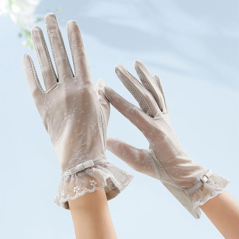 1 Pair of Lace Sunshade Gloves for Women, Summer Thin, Suitable for Driving, Cycling, Touch Screen, And Non-Slip, Short Style.