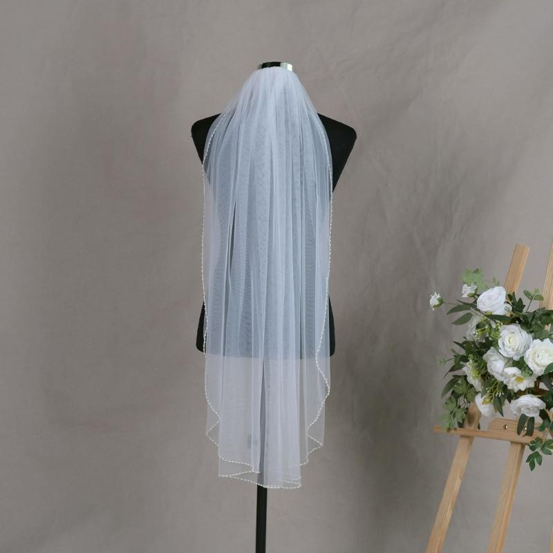 Delicate Sheer Bridal Veils with Hand Sewn Pearls Edging Easy to Wear Hair Comb Design For Wedding Ceremony Dressingup
