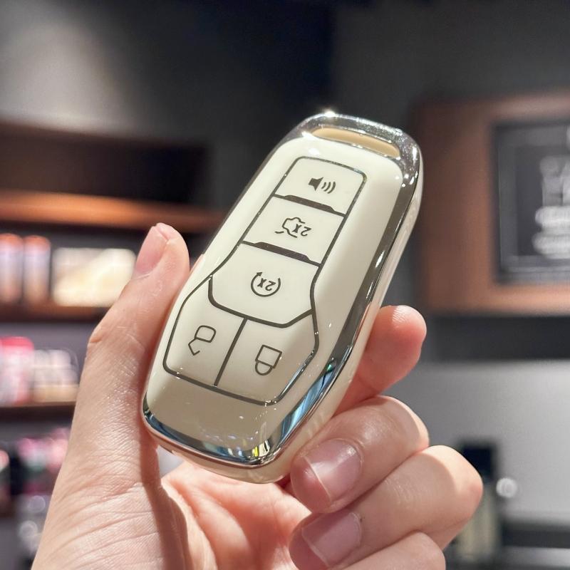 Etui na breloczek z błyszczącą smyczą brelok do Forda Fusion Mustang F150 Edge Explorer Lincoln MKZ MKC MKX inteligentny klucz zdalny