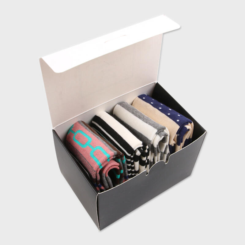 Hello, nice to meet you (4 sets of socks)