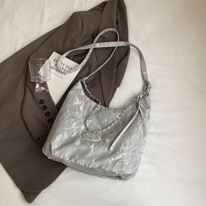 Tote Bag Personalized Large Capacity Commuting Bag for Women In Summer New Fashion Casual Fashionable Shoulder Bag