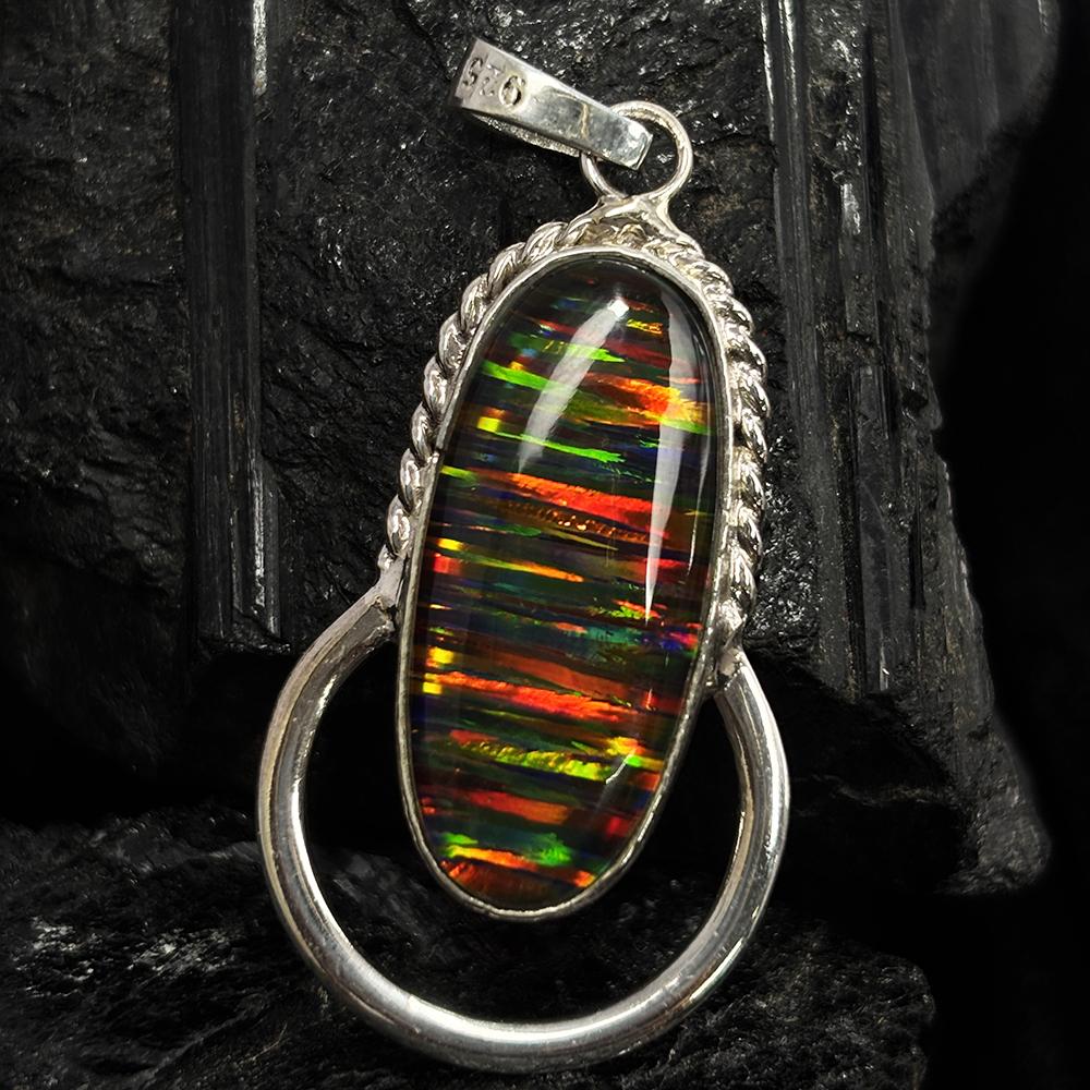 925 Sterling Silver Pendant 30 Ct Natural Opal Oval Cut Gemstone