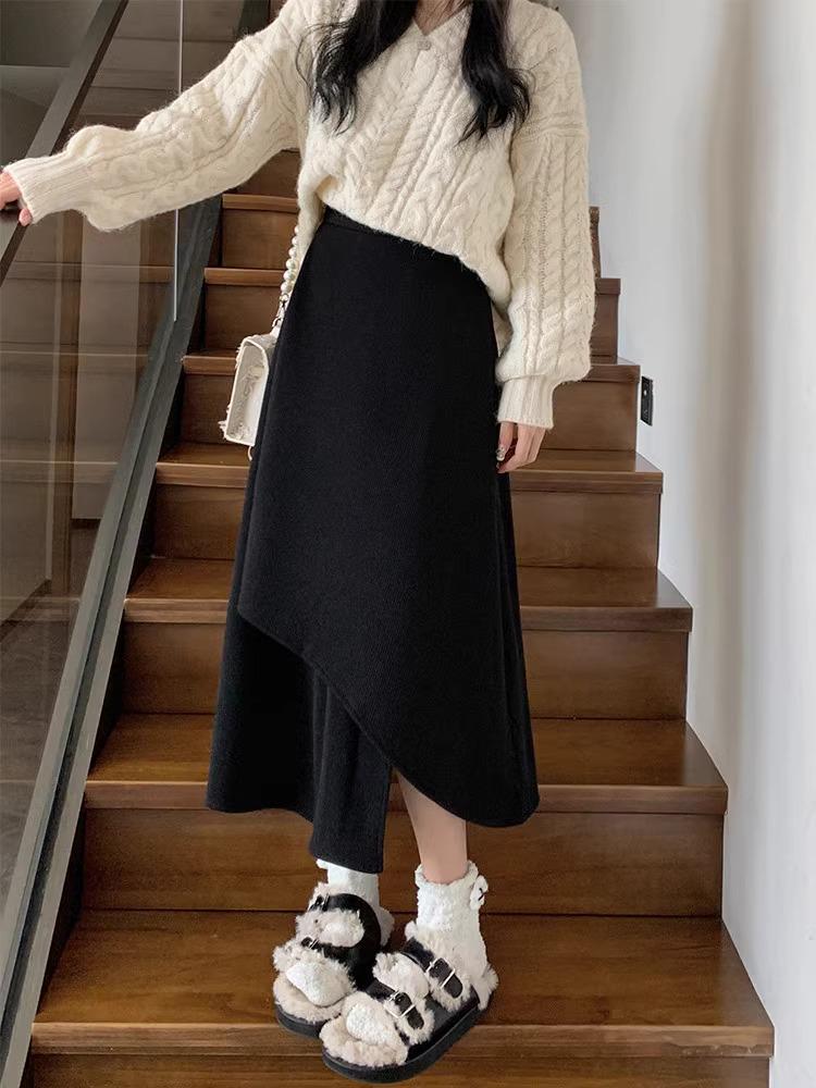 

Женская черная юбка-трапеция с высокой талией больших размеров XS чёрный