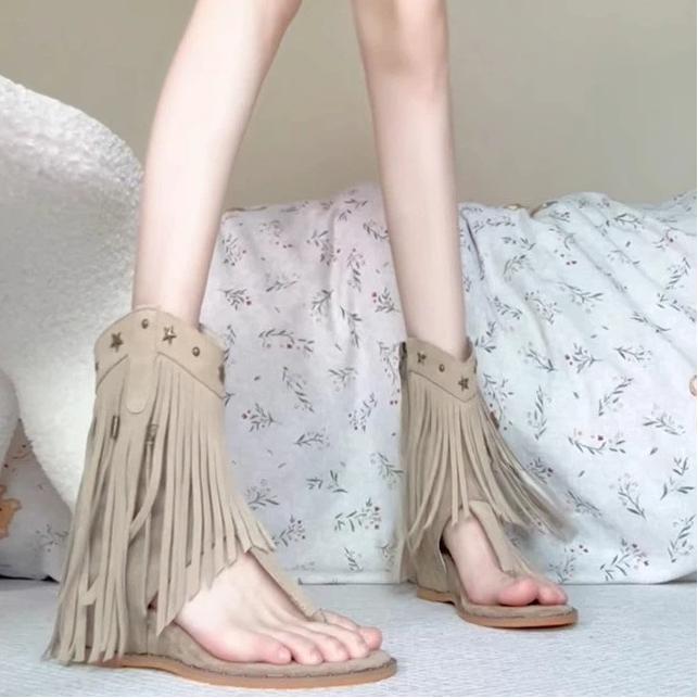 Real Leather Rivet Tassel Cool Boots For Women, With A Height Increasing Slope Heel And Clamped Toe, Summer Bohemian Sandals