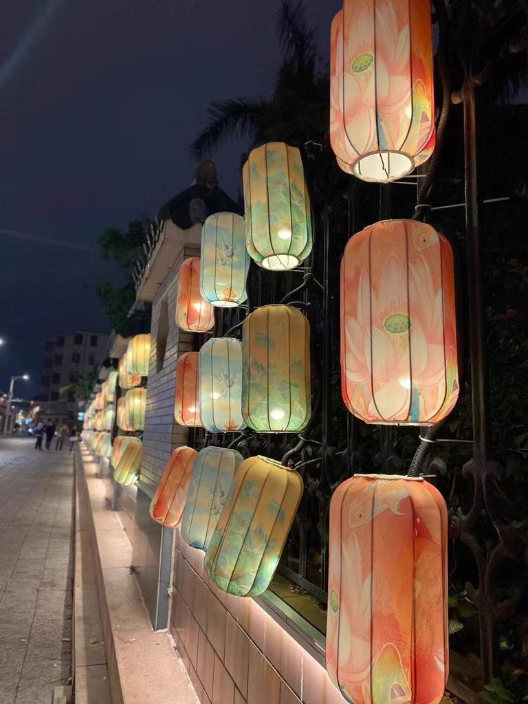 Chinese-Style Outdoor Waterproof Lantern Chandelier for Scenic and Creative Market Decoration