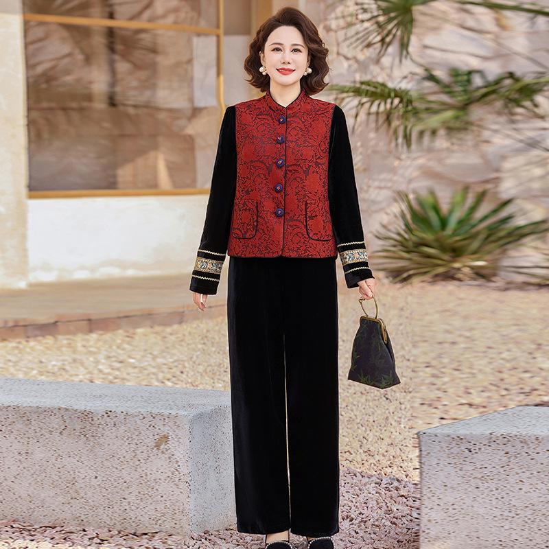 

Mother-in-law s Spring Wedding Outfit: Middle-aged and Elderly Women s Jacquard Sleeveless Vest with Gold Velvet Top. XL (approximately 45-57 kg) червоний