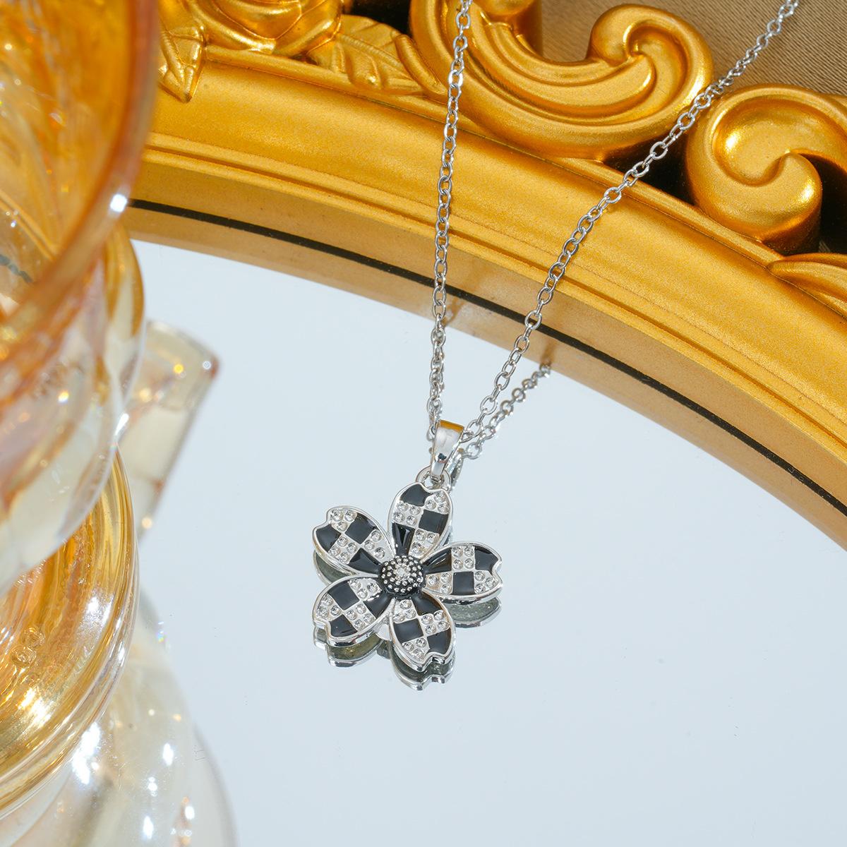 

Ожерелье для женщин, универсальное, высококачественное, любовное, ключичное, цепочка, темпераментное, ожерелье из нержавеющей стали