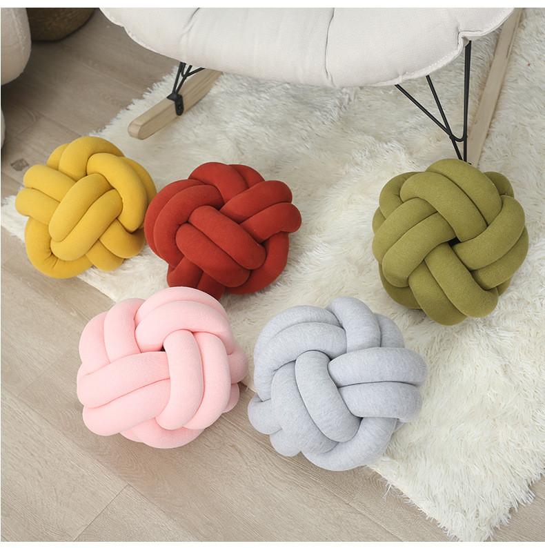 Modern Minimalist Wool Knit Round Throw Pillow For Living Room Decor