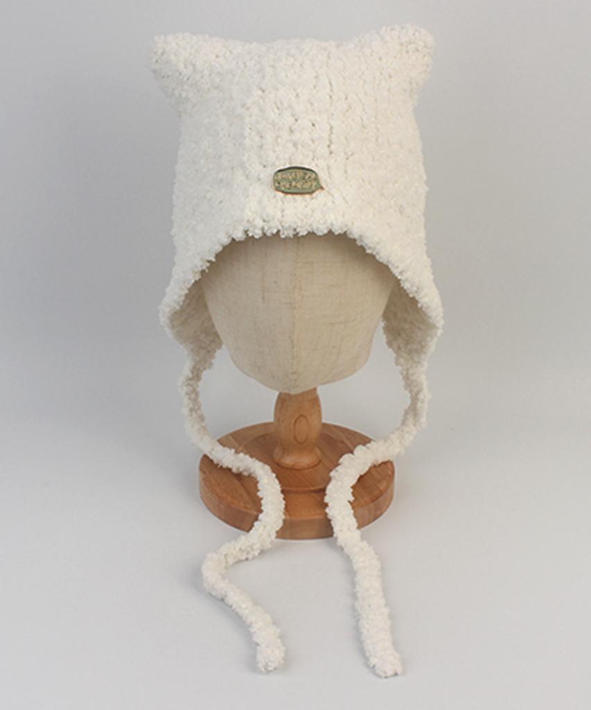 Yunibeosyeolkemiseuteuli Cat Fleece White Bonnet Hat