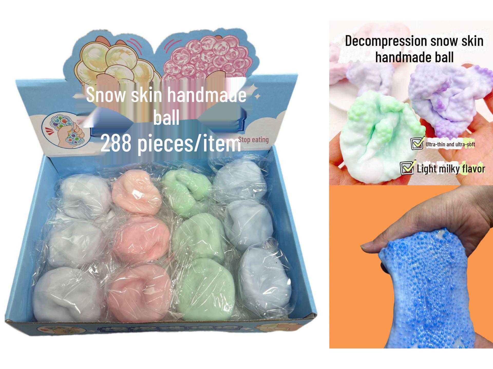 

Небьющееся яйцо с двойным желтком - забавная игрушка для розыгрыша на улице