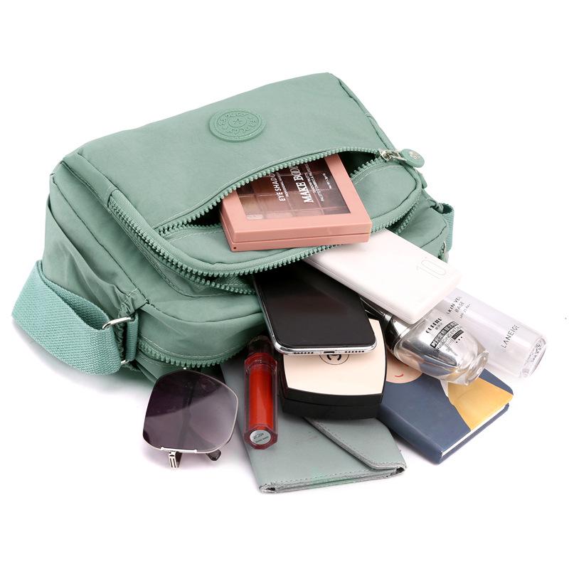Nylon Umhängetasche für Damen mit großem Fassungsvermögen - Modische Lässige Handtasche & Geldbörsenhalter