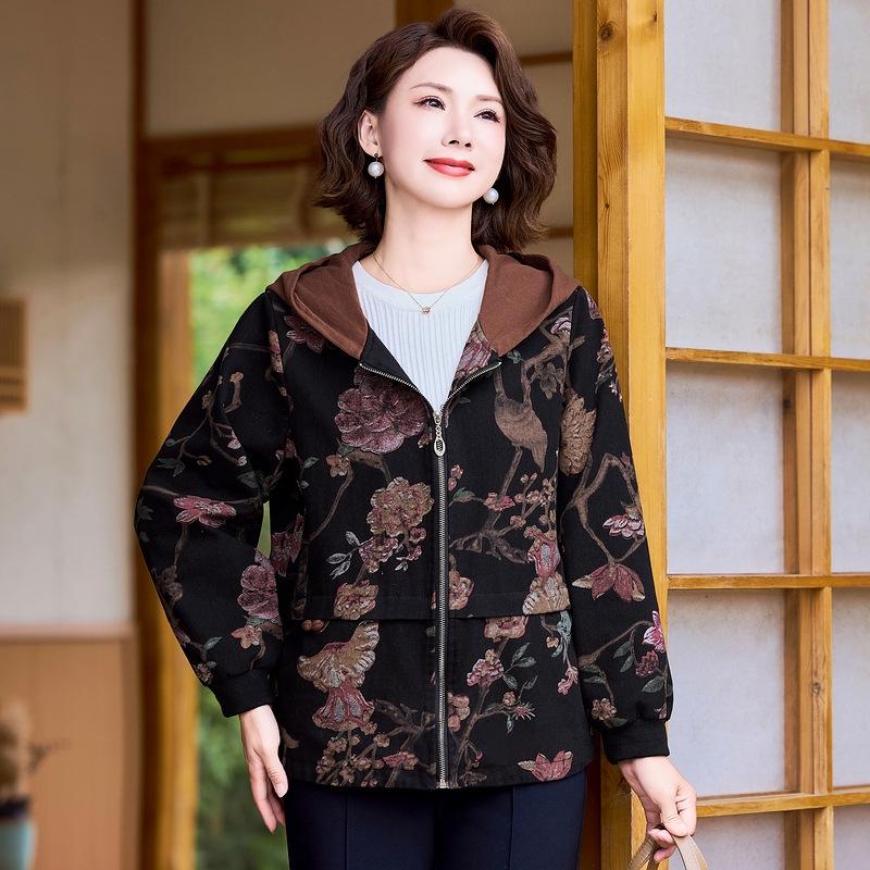 

Spring & Autumn 2026 Hooded Jacket for Middle-aged and Elderly Women - Stylish, Loose Fit Outerwear 5XL