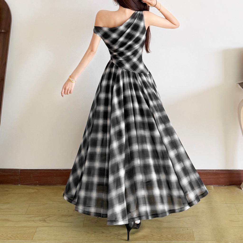 2026 European and American summer new casual style split slanted shoulder design irregular plaid suspender dress women