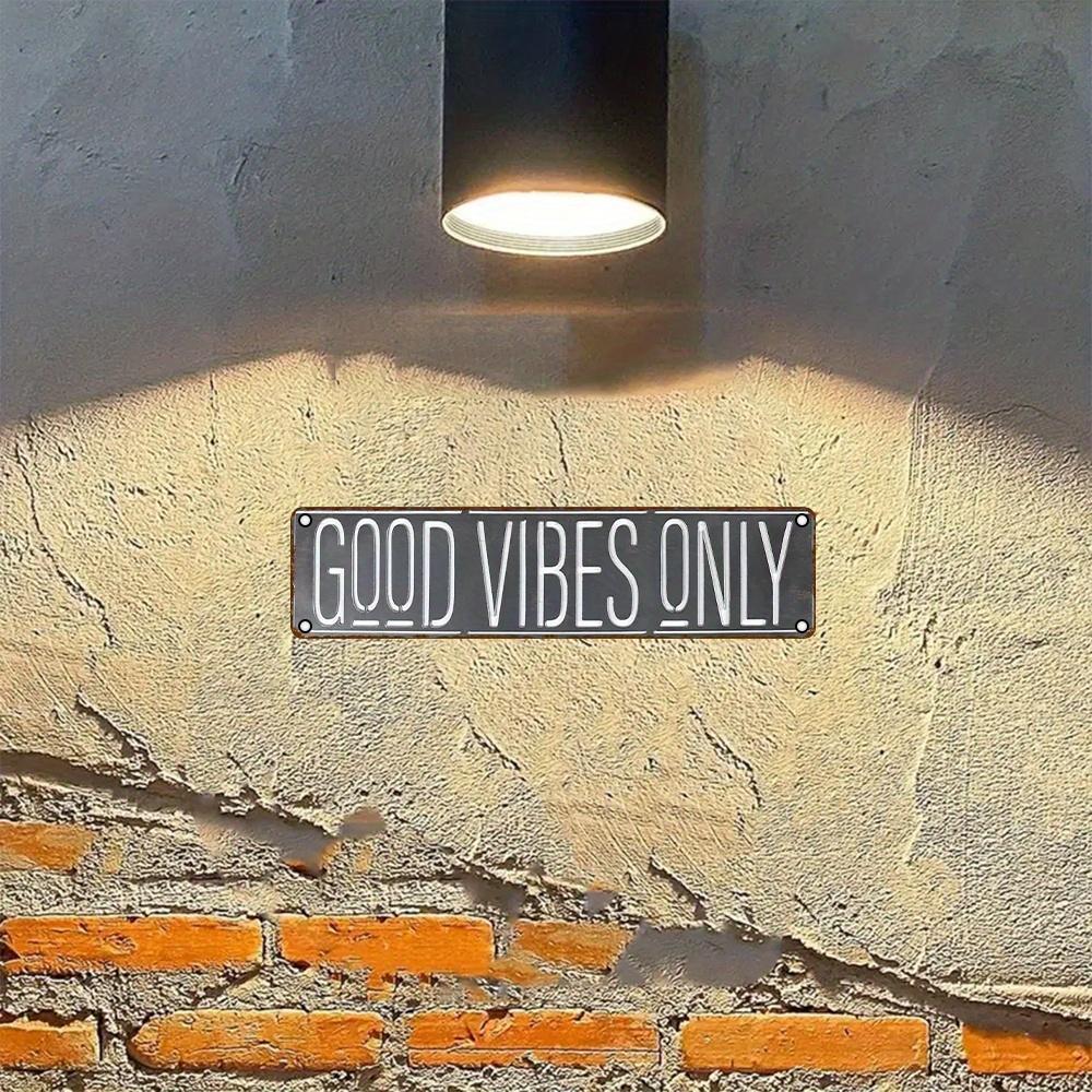 Hliníková cedule Only Good Vibes" - 16 x 4 palce | Odolné kovové nástěnné umění s UV potiskem pro domácí, barové, kavárny a venkovní dekorace