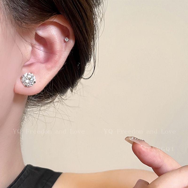 Accessible Luxury Medical Titanium Steel Flash Hua Zi Female Magnetic Ear Studs