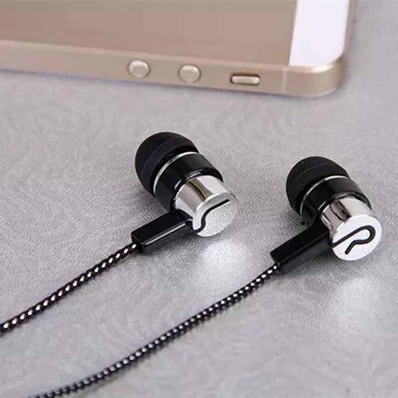Geflochtene Heavy-Bass-In-Ear-Ohrhörer mit Stoffkabel
