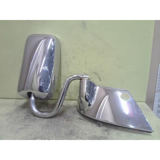 

Dutro BDG-XZU354E Right Side Mirror N04CT 058 87910-37440 Used
