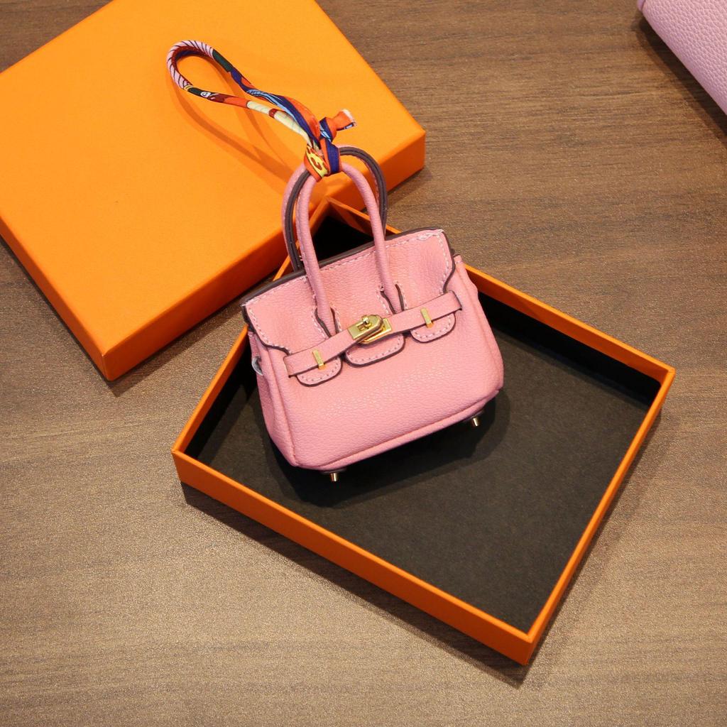 Bolso Colgante Mini Platino H: Bolso Compacto Elegante para Auriculares, Llaves de Coche, Pintalabios – Diseño Creativo y Lindo