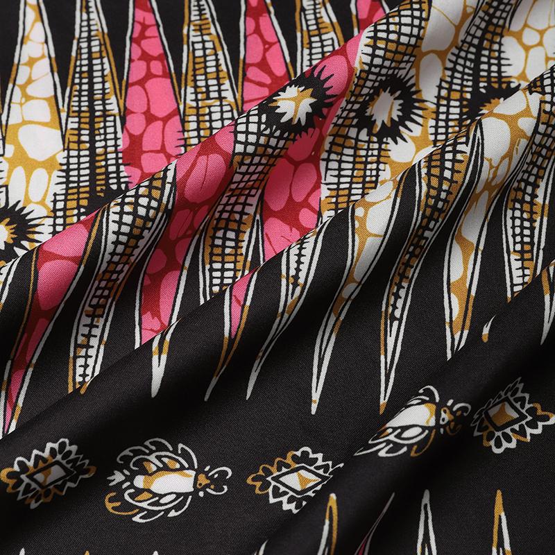 Women's Large Size Round Neck Short Sleeve Graphic Print Loose Blouse