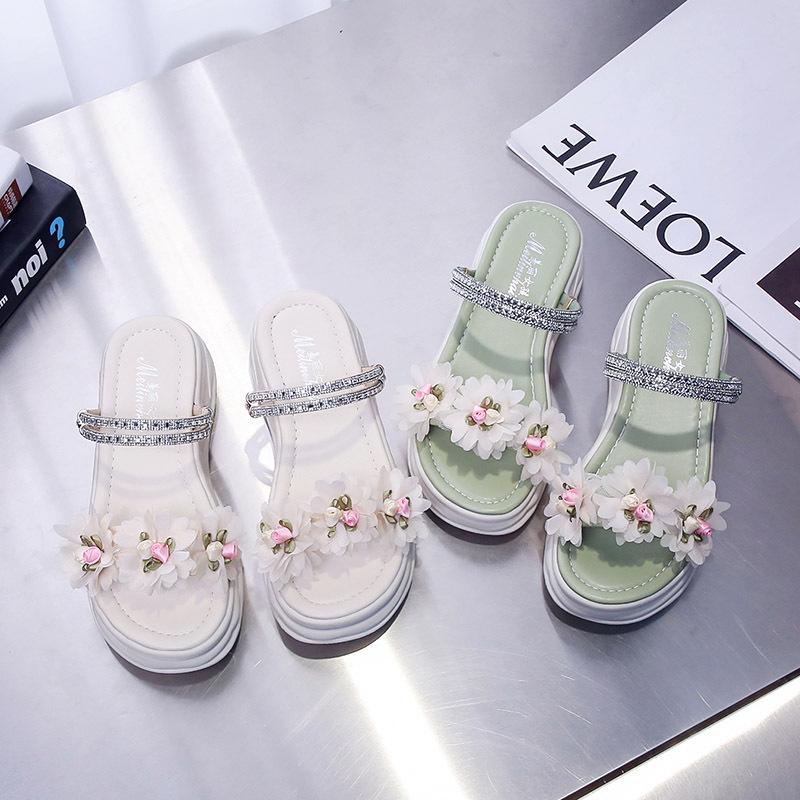 Sandals women's spring and summer new flower dual-purpose student casual thick-soled beach women's cool slippers