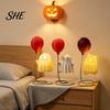 Adorno Espeluznante de Halloween Figura de Fantasma Linda con Globo, Luz Nocturna LED Cálida, Decoración de Gama Alta para Dormitorio Escritorio Mesa Centro de Mesa Acogedor
