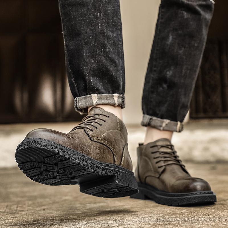 Fashion Designer Boots for Men New High-top Non-slip Lightweight Casual Working Men's Shoes Walking High Quality Men's Outdoor Boots