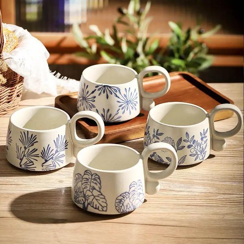 Retro Keramik Kaffeetasse Kreative Doppelhenkel Blaue Gemusterte Tasse Exquisite Nachmittagstee Blumentee Tasse Heim Frühstückstasse Neu