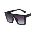 Occhiali da Sole Quadrati Oversize da Donna Uomo Vintage Montatura Grande Rettangolare Occhiali da Sole Foto di Strada Occhiali da Guida UV400 Gafas De Sol