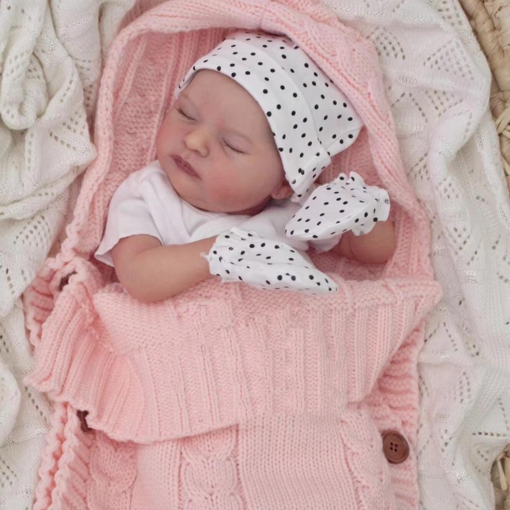 Lifelike Sleeping 48cm Reborn Baby Doll Laura Soft Cotton Body Newborn Dolls 3D Painting Vascular Visual Simulation Toddler Baby Doll Kid Holiday Gift