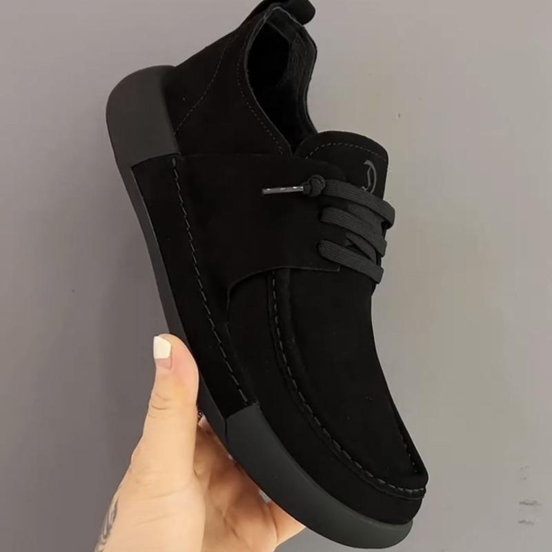 Men's lightweight one-pedal small leather shoes autumn and winter black fashion board shoes fashion sports and leisure shoes men's shoes