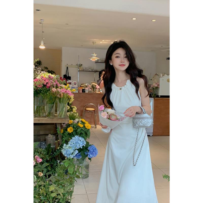 Seaside Vacation Style Neck Waist Dress Women's Gentle Wind Temperament Age-reducing Chic Long Skirt Dopamine Skirt