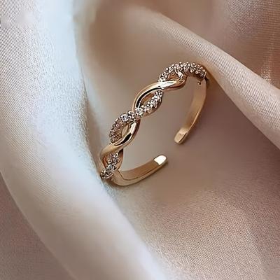 An Adjustable Opening Ring with Solid Cubic Zirconia, Made of Copper with Simple Twists Design, No Plating, Fashionable Style, Suitable for Parties