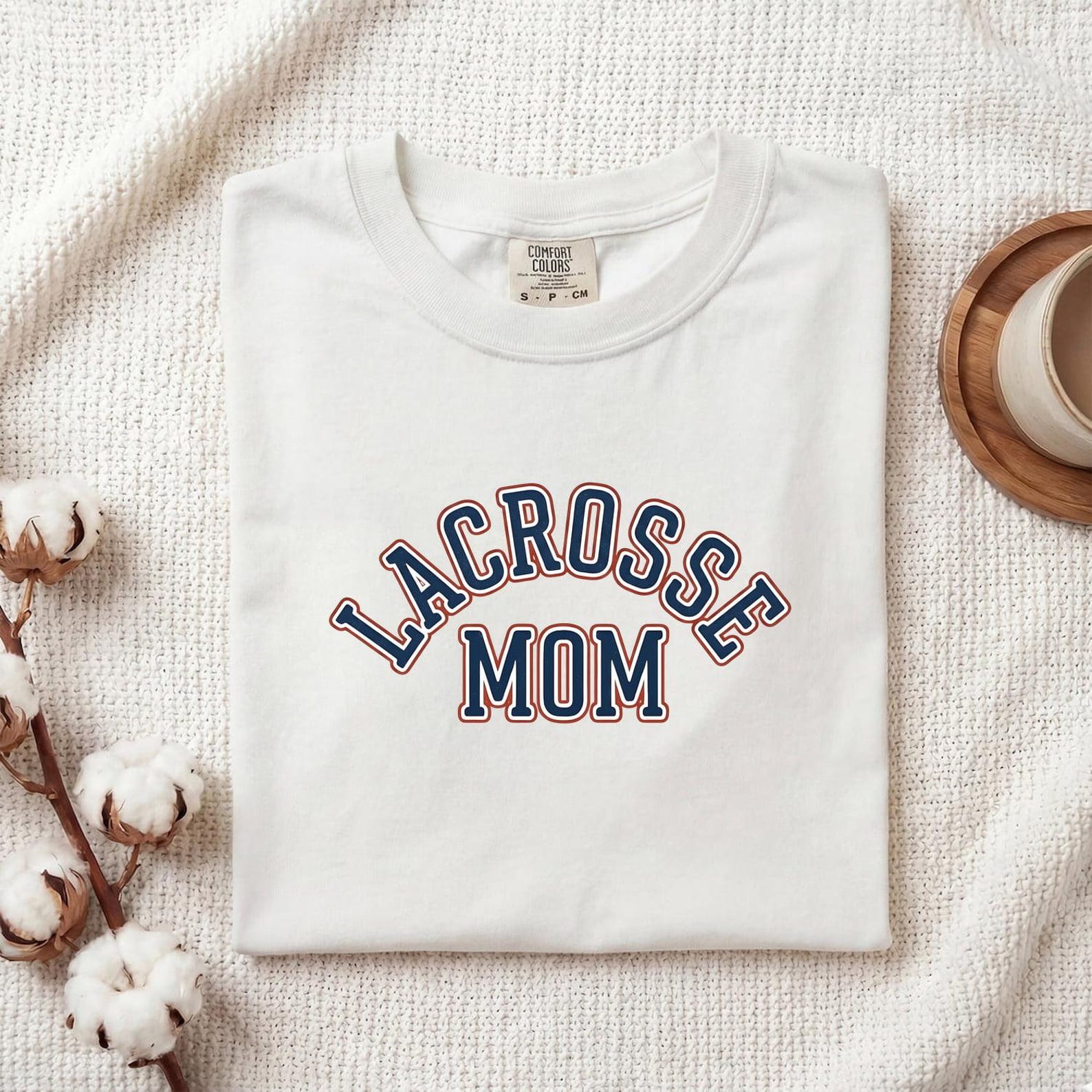 Game Mom Shirt Moms Exercise Gift Women Sporty Tee Gaming Mom T-Shirt Mom Fan Athletic Tshirt Fitness Graphic Old School Arc Text Tshirt L
